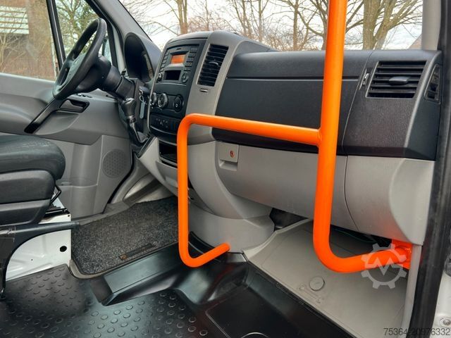 Minibus MERCEDES-BENZ Sprinter 314 BlueTEC 9Sitze+Rollstuhllift Klima