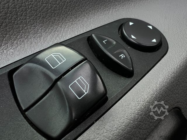 Minibus MERCEDES-BENZ Sprinter 314 BlueTEC 9Sitze+Rollstuhllift Klima