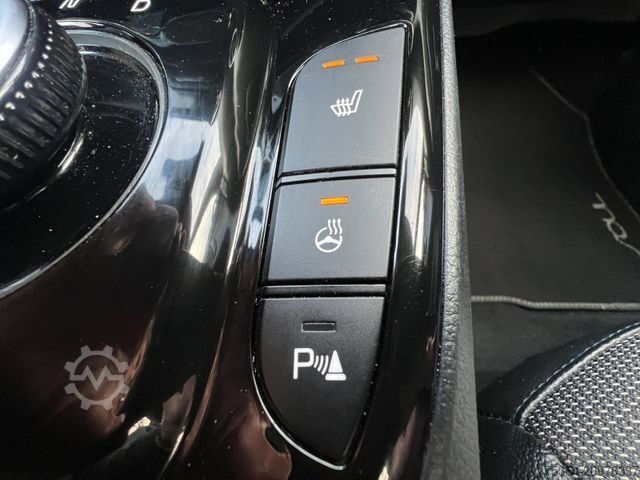 Van KIA Soul e-Soul DynamicLine 64 kWh LED Navi Kamera