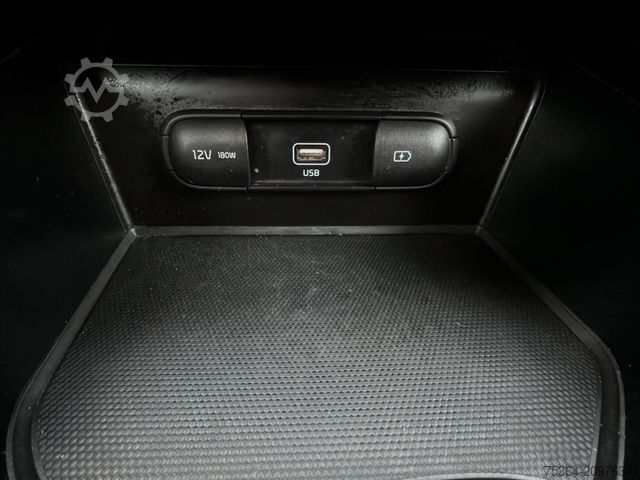 Van KIA Soul e-Soul DynamicLine 64 kWh LED Navi Kamera