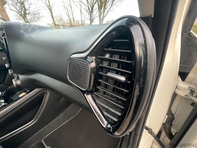 Van KIA Soul e-Soul DynamicLine 64 kWh LED Navi Kamera