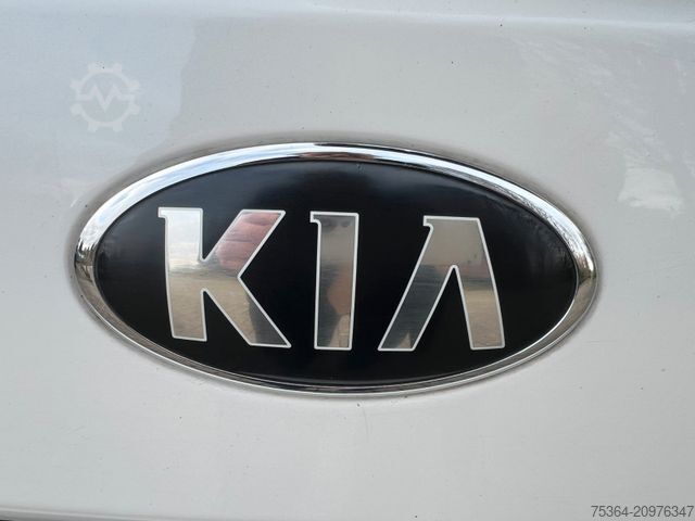 Van KIA Soul e-Soul DynamicLine 64 kWh LED Navi Kamera