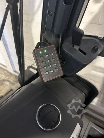 Diesel Forklift Linde H50D-01