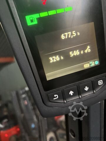 Electric 4-wheel forklift Linde E35HL-01