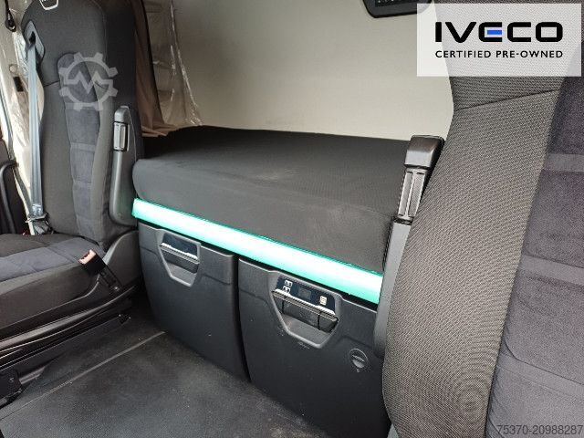 Standard tractor unit IVECO S-WAY AS440S53T/P