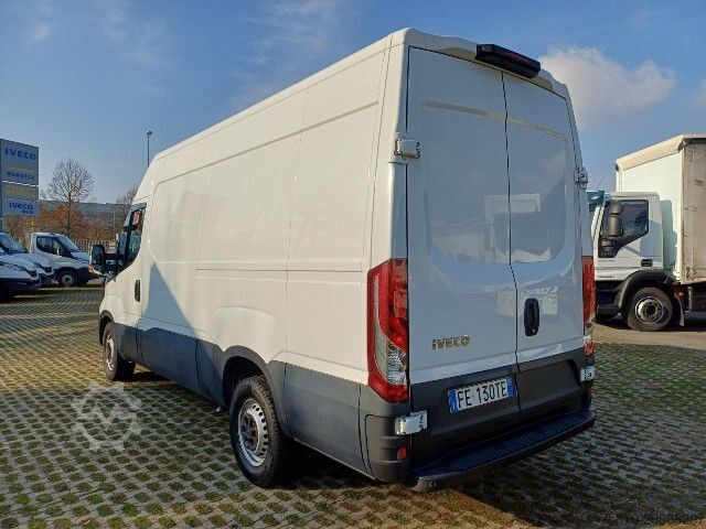 Panel van IVECO DAILY 35S16 - 3520