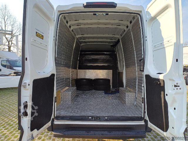 Panel van IVECO DAILY 35S16 - 3520