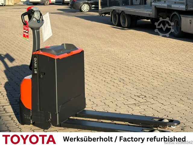 Electric Pallet Truck Toyota LWE 160