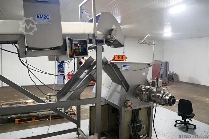 Meat processing machine AM2C ligne de séparation SD2050