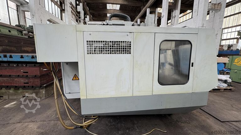Vertical machining center MIKRON VC1000