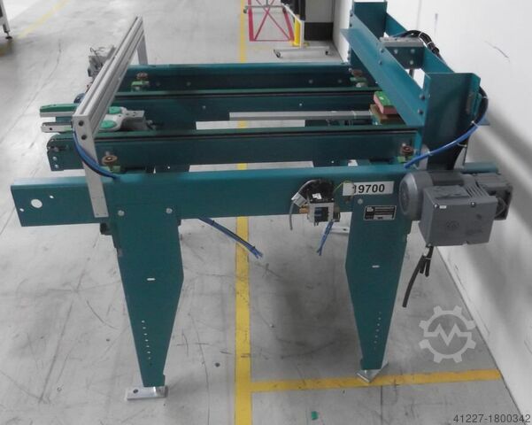 Conveyor belt Grenzebach mit Zentriereinheit