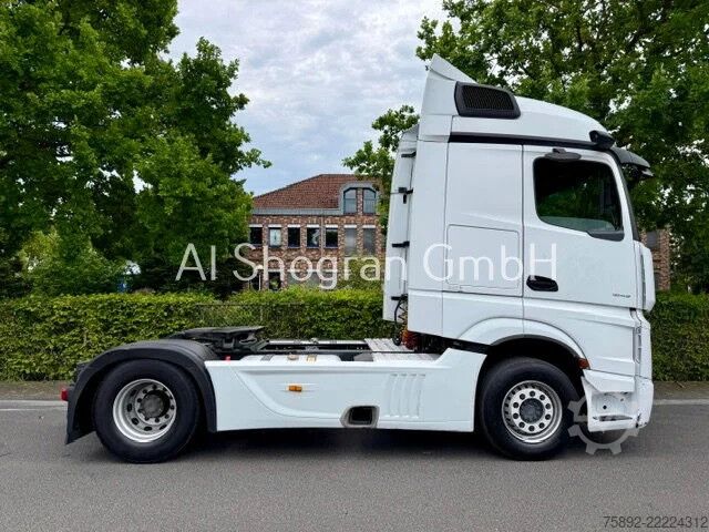 Standard-SZM Mercedes-Benz Actros 5/1845/StreamSpace/2 xTank/Eu6d