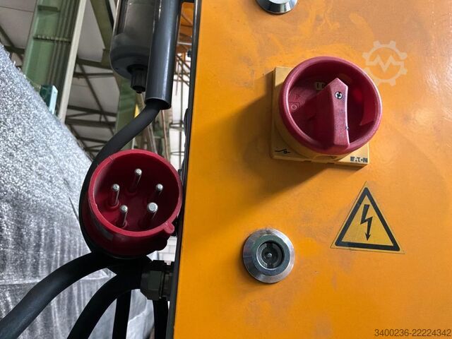 Gema-Pulverbeschichtungsanlage mit Trockenofen und Absaugung Gema 
