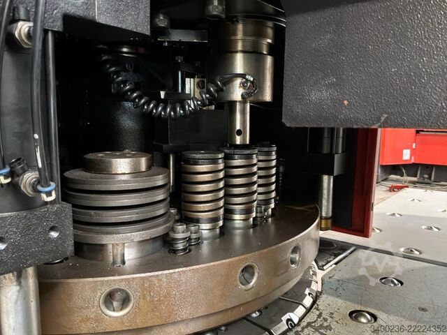 1993 Amada Arcade 210 CNC Refurbished Punching and Nibbling Machine Amada Arcade 210 CNC