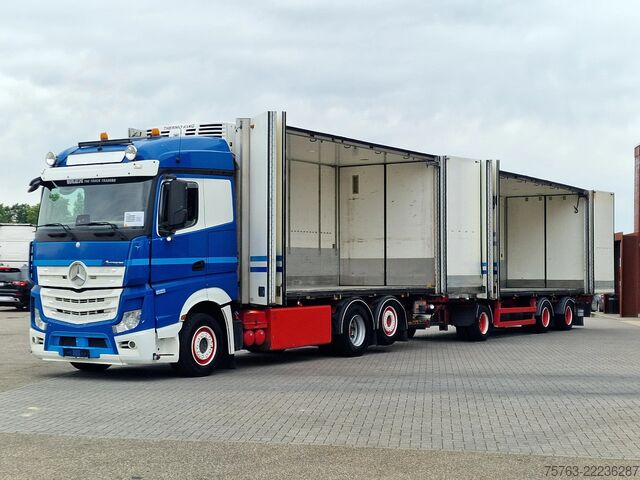 Refrigerated/frozen transport Mercedes-Benz Actros 2553 6x2 - Thermoking frigo - Loadlift +...