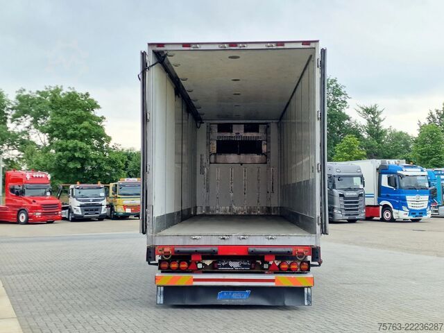Refrigerated/frozen transport Mercedes-Benz Actros 2553 6x2 - Thermoking frigo - Loadlift +...
