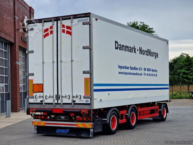 Refrigerated/frozen transport Mercedes-Benz Actros 2553 6x2 - Thermoking frigo - Loadlift +...