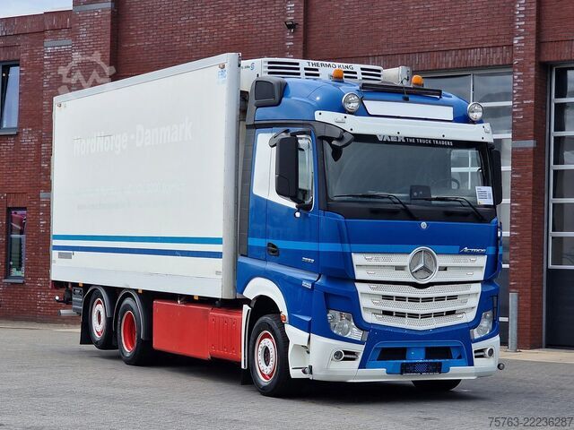 Refrigerated/frozen transport Mercedes-Benz Actros 2553 6x2 - Thermoking frigo - Loadlift +...