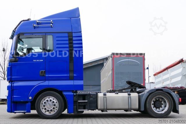 Volumen SZM MAN TGX 18.500 Retarder 2-Tanks Vollluft Euro 6