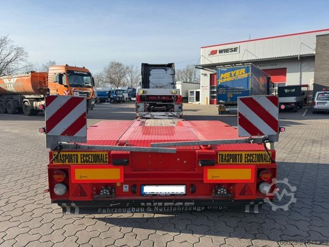 Tieflader-Sattelauflieger KÄSSBOHRER SLL 2/2H 2-Achs Tiefbett Hydraulische Lenkung