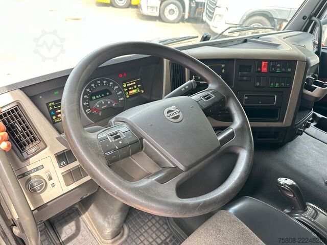 Gefahrgut LKW VOLVO FM450 Glob. ADR EXIII/EXIII/PTO ACC