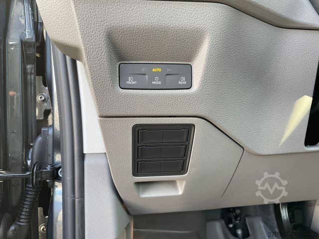 Pritschenwagen MAN TGE 3.200 Pritsche DOKA MR 4x4 LED ACC LENKRADHZ