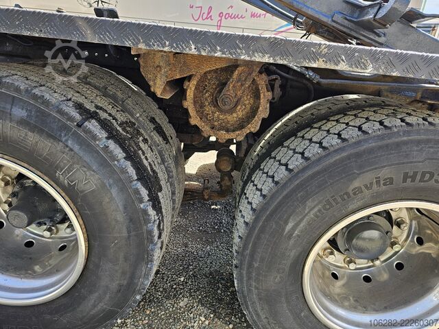 R500LB6X2 HHZ V8 Leaf/Leaf ROBSON 6x4 3 Pedals SCANIA R500LB6X2 HHZ V8 Blatt/Blatt