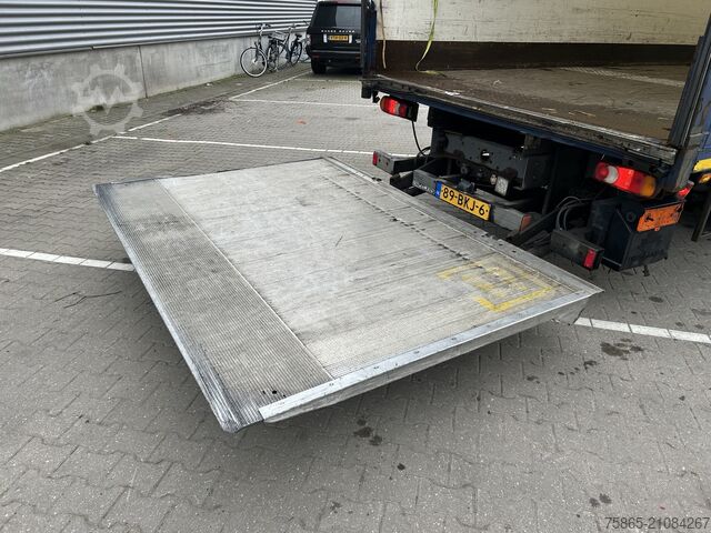 Koffer DAF LF 220 FA / 12 Ton / 385 dkm / 6 Cilinder / Box...