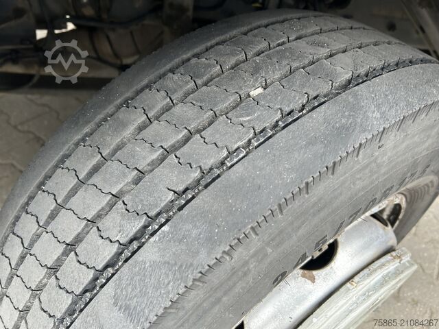 Koffer DAF LF 220 FA / 12 Ton / 385 dkm / 6 Cilinder / Box...