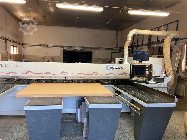 Panel beam saw 4300mm back loading HOLZMA HPL11/43/22