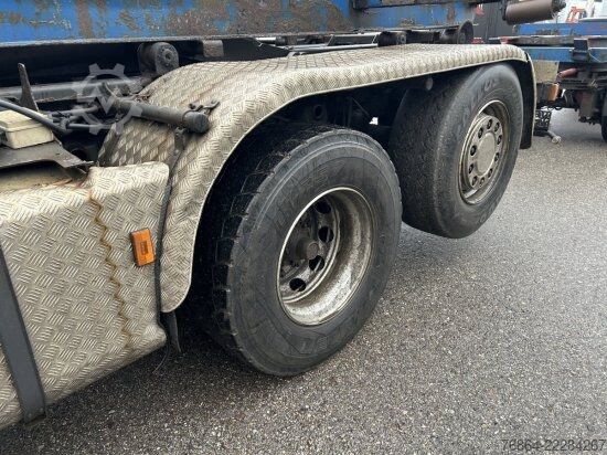 Tipper truck SCANIA R440 6X2 ABROLLER, SCHALTER ,RETARDER, E5, LENK,LIFT HYVA LIFT, OHNE AUFBAU
