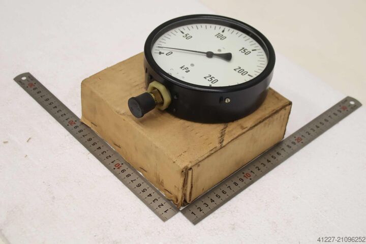 Manometer 0-2,5 bar / 0-250 kPa TGL 1/BS 64/2 160Ø