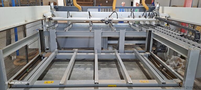 Plattenaufteilsäge BIESSE SELCO SK 4