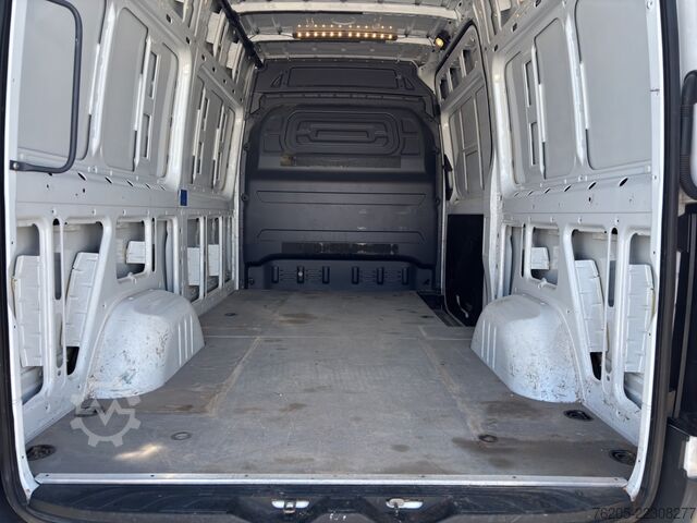 Panel van Mercedes-Benz Sprinter 317 CDI Kasten Hochdach Standard ACC