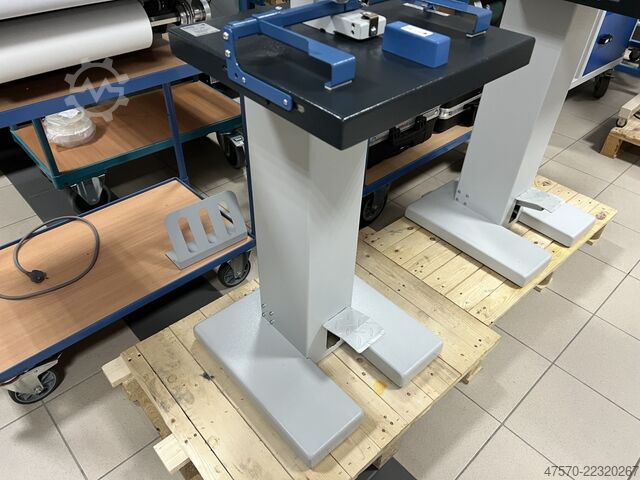Eyeletting machine Hang 102-20 Eyeleting machine with base