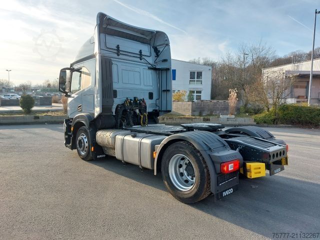 Standard SZM IVECO S-Way AT480 -INTARDER-2 Tanks-Parking Cool