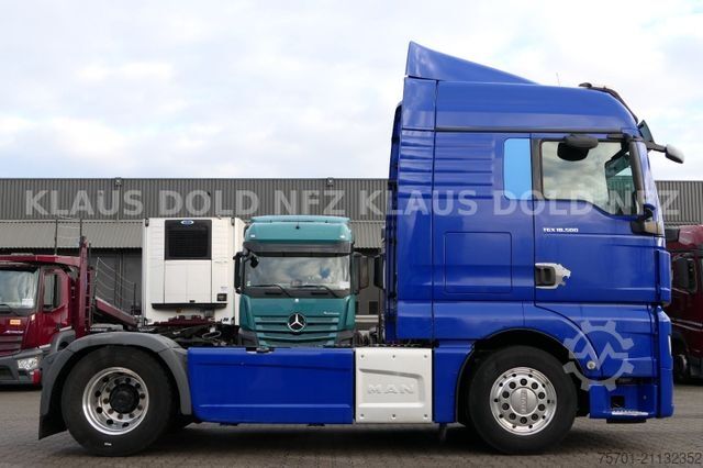 Standard SZM MAN TGX 18.500 Retarder 2-Tanks Navi Euro 6