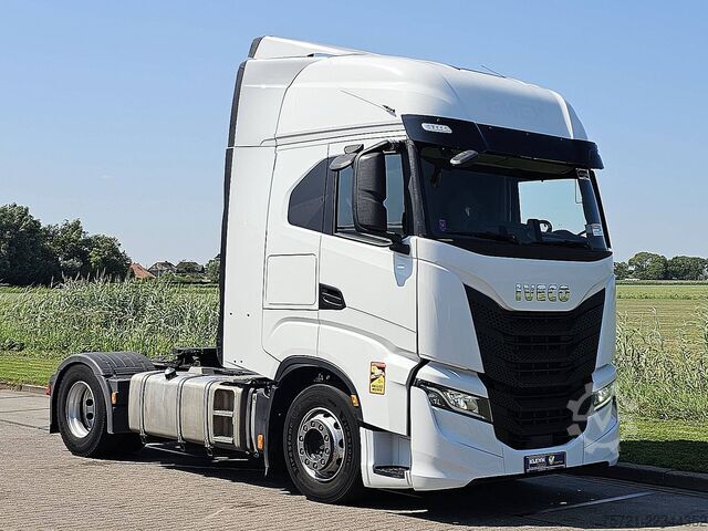 Standard-SZM IVECO S-WAY AS440S49