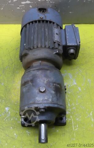 Geared motor 0.55 kW 70 rpm SEW Eurodrive R43WD80K-4