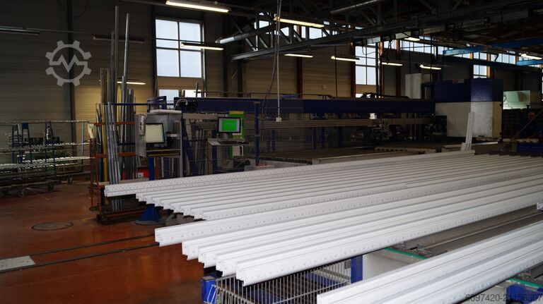 Schneid- und Bearbeitungszentrum für PVC-Profile BJM-DEUTSCHLAND SAD-200
