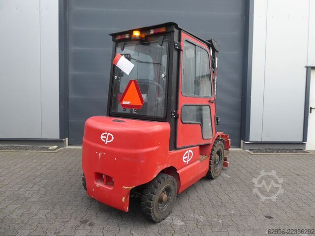 Elektro 4 Rad-Stapler EP EP Equipment EFL252