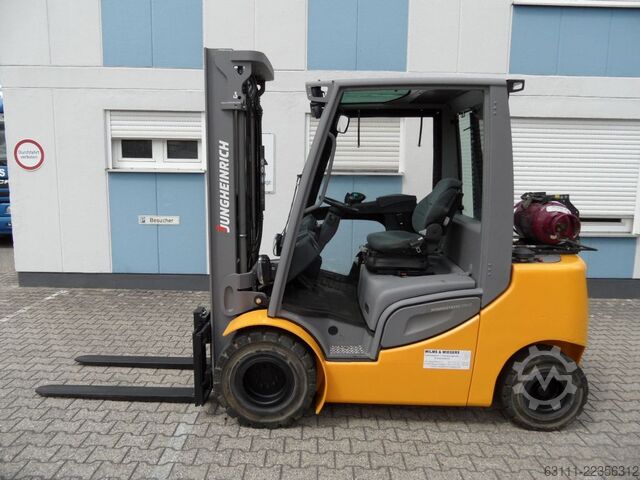 LPG Forklifts Jungheinrich TFG 430s - Freihub - wenig Stunden