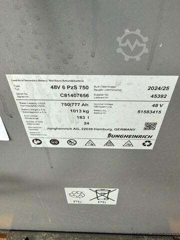 Elektro 4 Rad-Stapler Jungheinrich EFG 320 / AKKU 2024