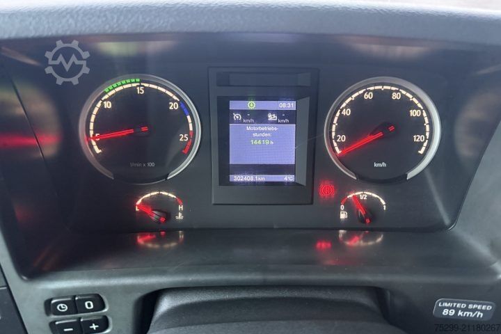 Spezial-LKW Scania R560 CB 8x4 BDF/HB / Swiss-Vehicle