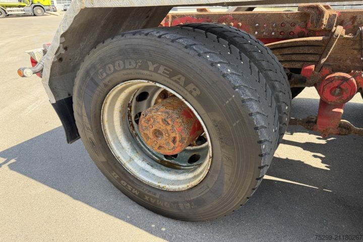 Truck chassis Scania R560 CB 8x4 Fahrgestell EPTO