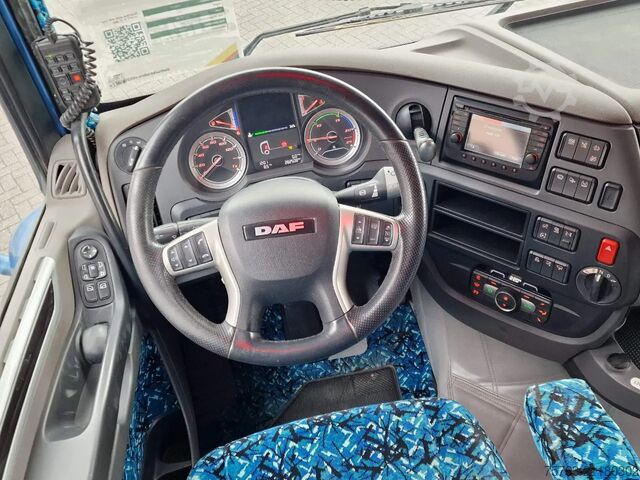 Standard-SZM DAF XF 530 Spacecab 6x2*4 - PTO/Hydraulic - Steerin...