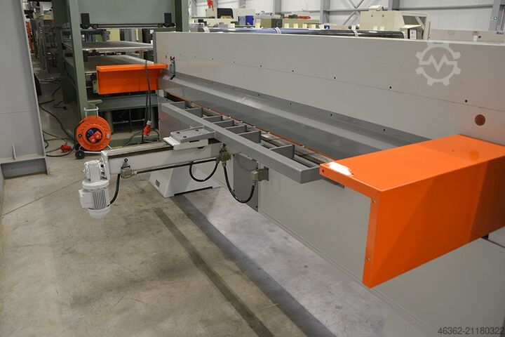 Beschneidungsmaschine CASATI GILOTYNA 3100