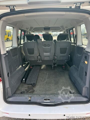 Kastenwagen, 6 Sitze, verglast FIAT Scudo