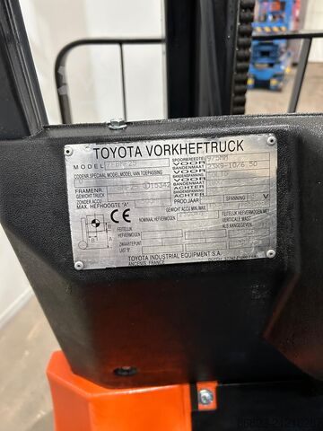 Gabelstapler Toyota 7FBMF25