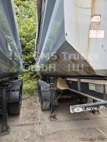 Walking floor semitrailer SCHWARZMÜLLER Schuhboden / 93 Kubik / 10mm Lamellen